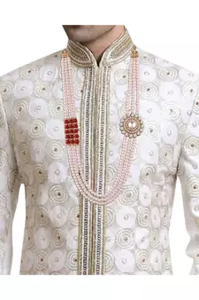 White beaded_jewellery Yellow Gold Alloy   Necklace