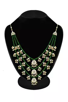 Green beaded_jewellery Yellow Gold Alloy   Necklace