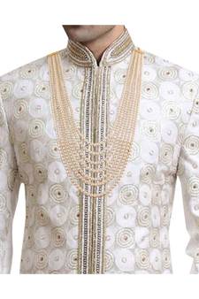 White beaded_jewellery Yellow Gold Alloy   Necklace