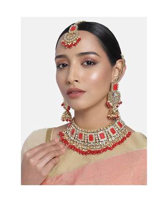 Maroon kundan Yellow Gold Alloy   Necklace   Pair Earrings   Maang Tikka 1