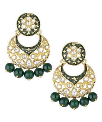 Green meenakari Yellow Gold Alloy   Necklace   Pair Earrings   Maang Tikka 4