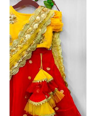 hand embroidered zari work red and yellow attached dupatta lehenga 3