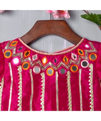 magenta hand embroidered mirror work kurta  palazzo 3