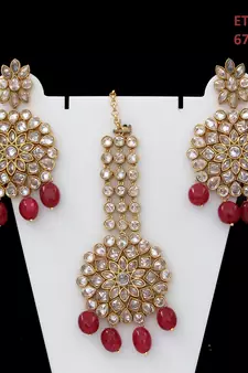 Red gold plated antique gold Copper  Pair of Earrings