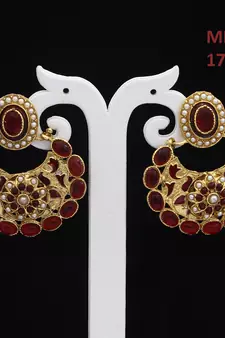 Red gold plated antique gold Copper   Pair of Earrings