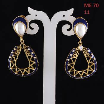 Green gold plated antique gold Copper   Pair of Earrings 3