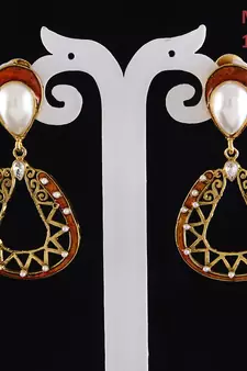 Red gold plated antique gold Copper   Pair of Earrings