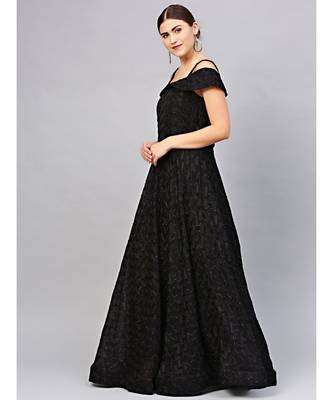 Black Floor length Black Cocktail Gown with off shoulder sleeves and dupatta 2