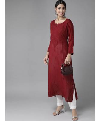 Hand Embroidered Maroon Georgette Lucknowi Chikan Women Kurta 4