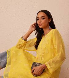 Hand Embroidered Yellow Faux Georgette Lucknowi Chikankari Women Kurta With Slip