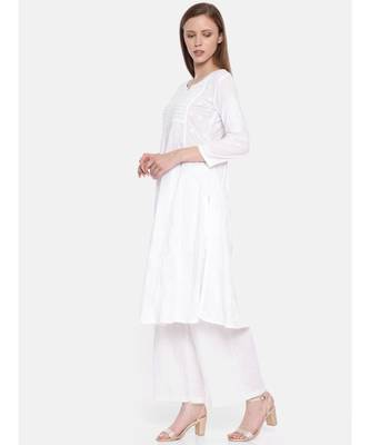 Ada Hand Embroidered White Cotton Lucknowi Chikan Women Kurta - A100142 3