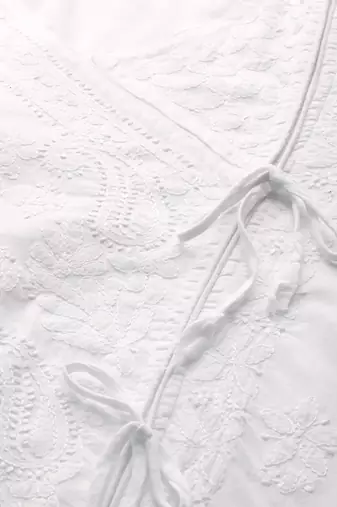 Hand Embroidered White Cotton Lucknow Chikankari Indian Women Angarkha Kurta