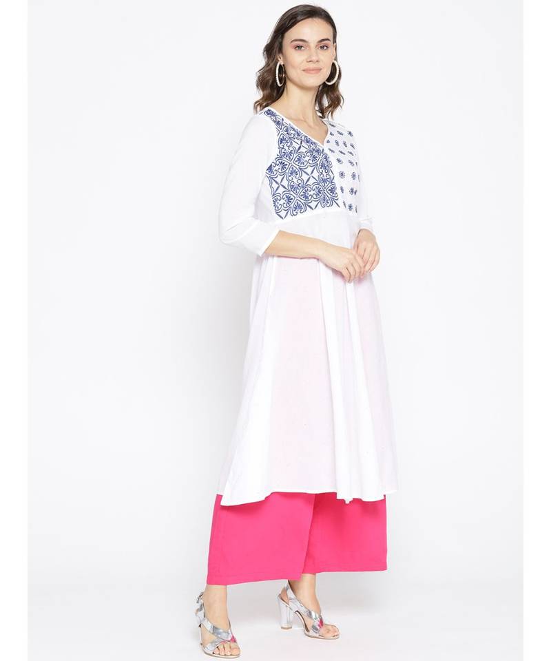 Ada Hand Embroidered White Cotton Lucknow Chikankari Women Kurta With Muqaish Work - A100052