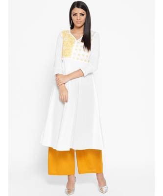 Ada Hand Embroidered White Cotton Lucknow Chikankari Women Kurta With Muqaish Work - A100054 1