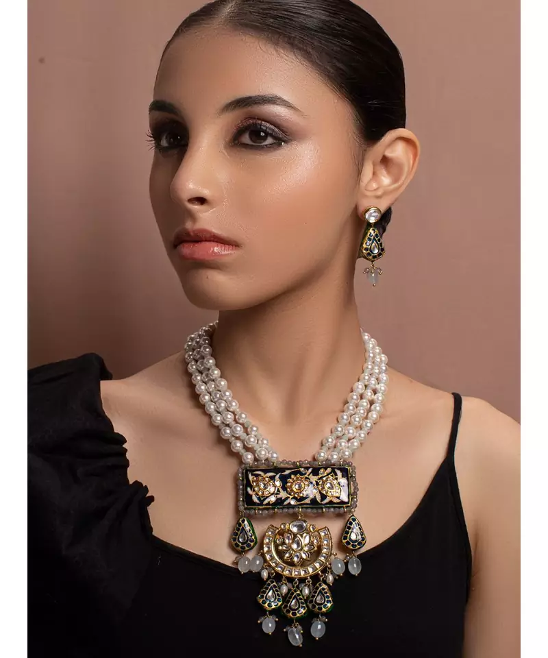 Gold kundan Yellow Gold Brass   Necklace &  Pair of Earring