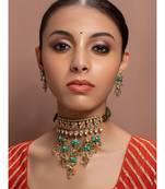 Beautiful Green And White Necklace Set