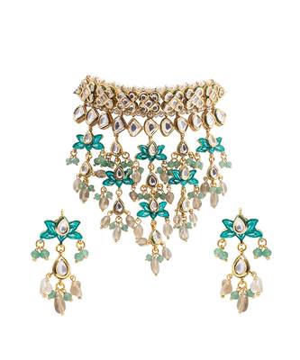 Beautiful Green And White Necklace Set 2
