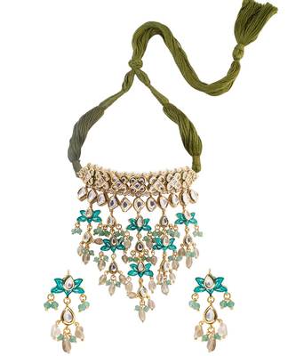 Beautiful Green And White Necklace Set 3