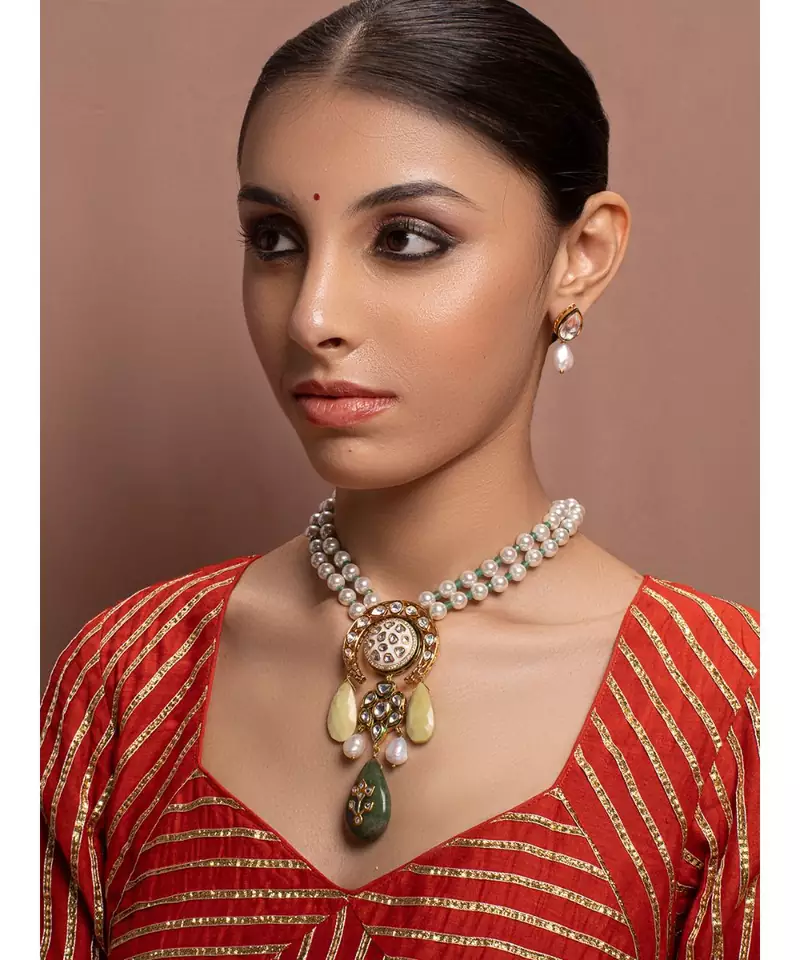 White kundan Yellow Gold Brass   Necklace &  Pair of Earring