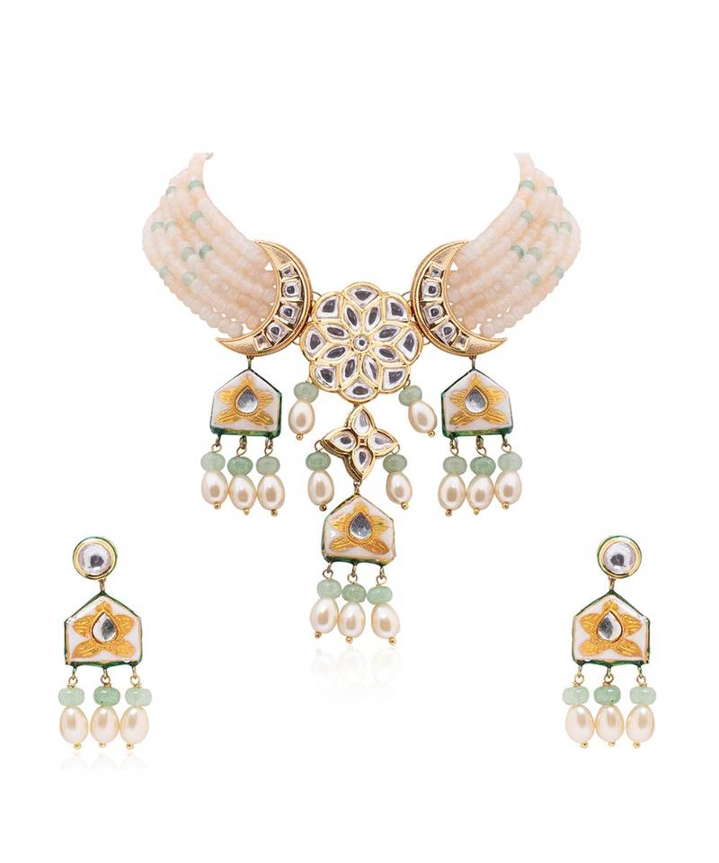 Sensational Cream And Green Necklace Set