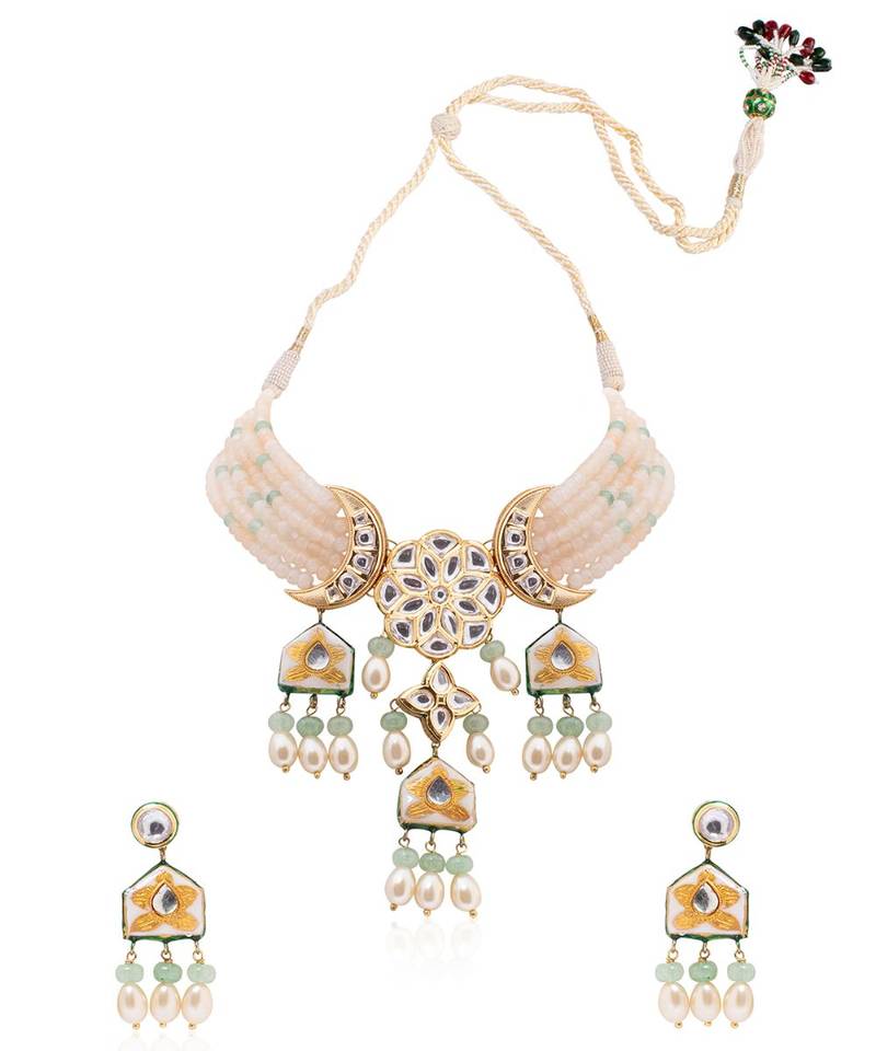 Sensational Cream And Green Necklace Set