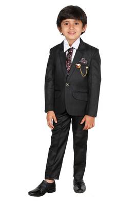 DKGF Boys 4-Piece Suit 1