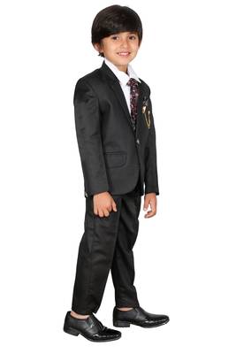 DKGF Boys 4-Piece Suit 4