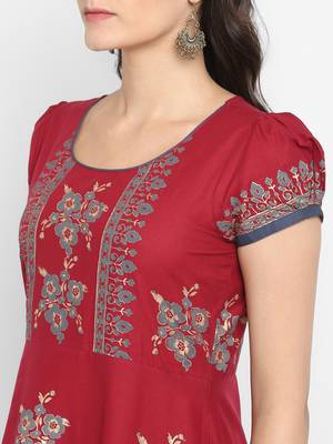  Maroon printed cotton kurtis 4