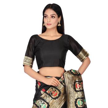 Black woven silk saree with blouse 5