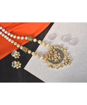 Gold plated Brass Alloy Necklace with   Pair Earrings 3