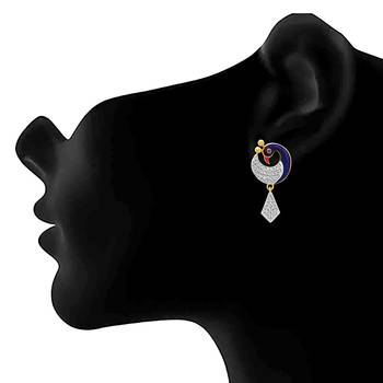 Gold diamond earrings 3
