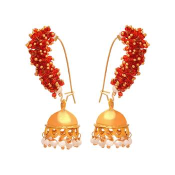 Gold pearl earrings 2