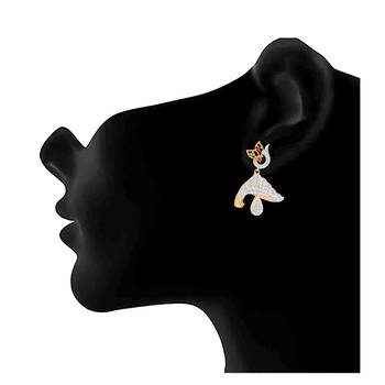 Gold diamond earrings 2