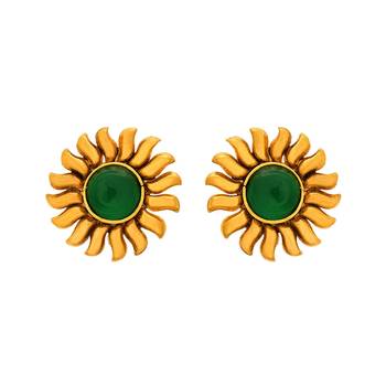 Gold diamond earrings 1