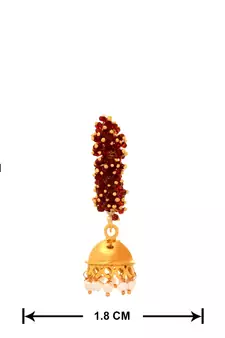 Gold pearl earrings