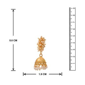 Gold pearl earrings 3