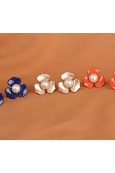 Multicolor pearl earrings