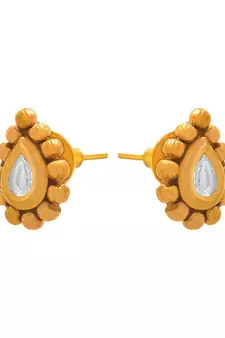 Gold earrings
