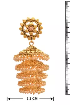 Gold pearl earrings
