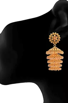 Gold pearl earrings