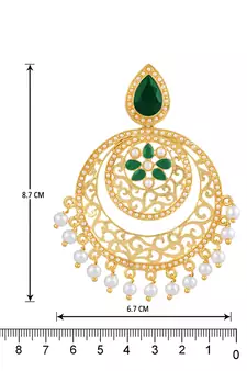 Gold pearl earrings