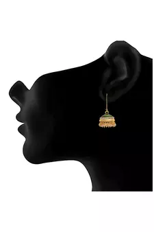 Gold pearl earrings