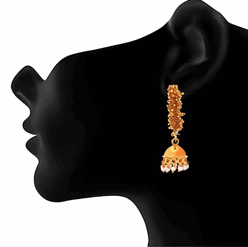 Gold pearl earrings