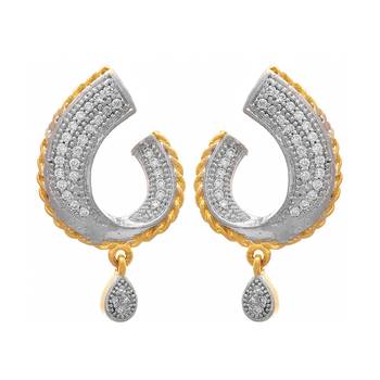 Gold diamond earrings 1