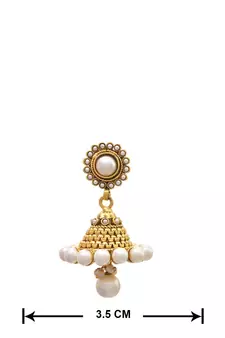 Gold pearl earrings