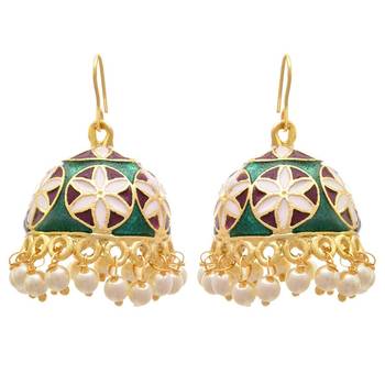 Gold earrings 2