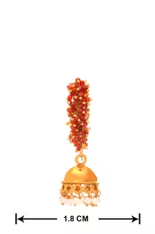 Gold pearl earrings