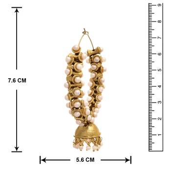 Gold pearl earrings 3