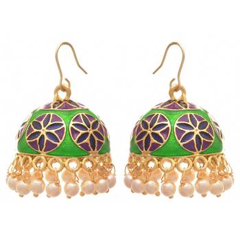 Gold earrings 2