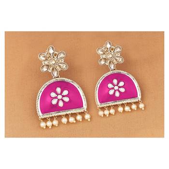 Gold pearl earrings 2